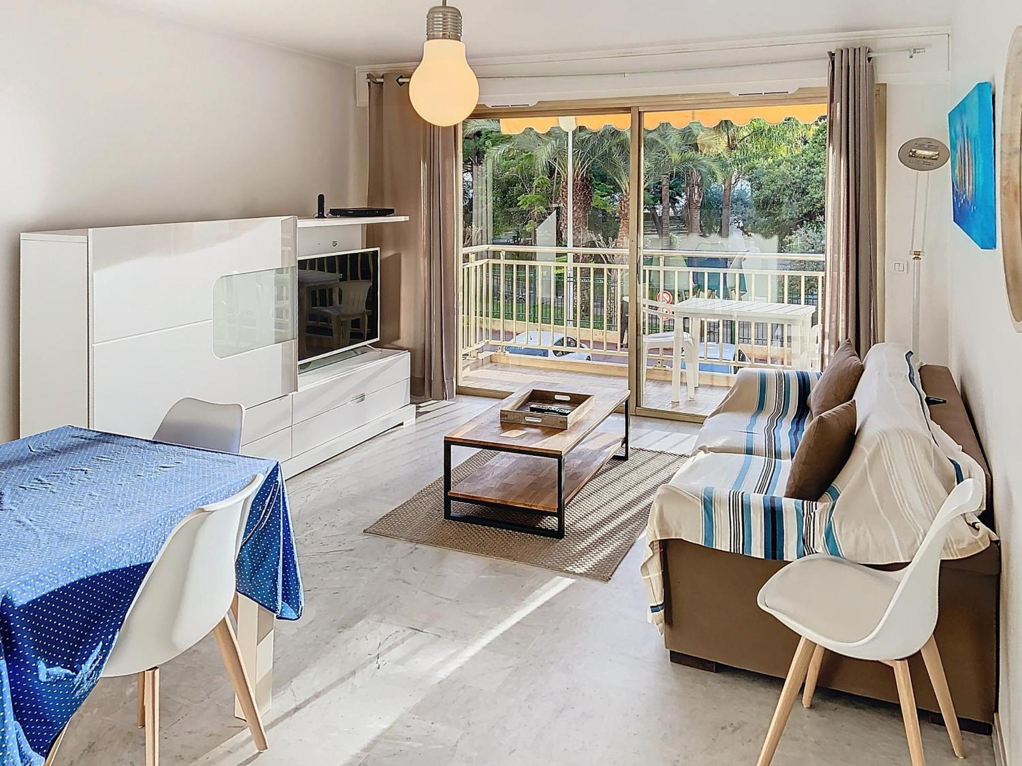 Bel A 2 Pas Des Plages 151l Debl Apartment Cannes